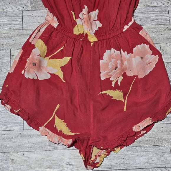 Billabong Women's Pocket Flowers Romper - Picture 6 of 9